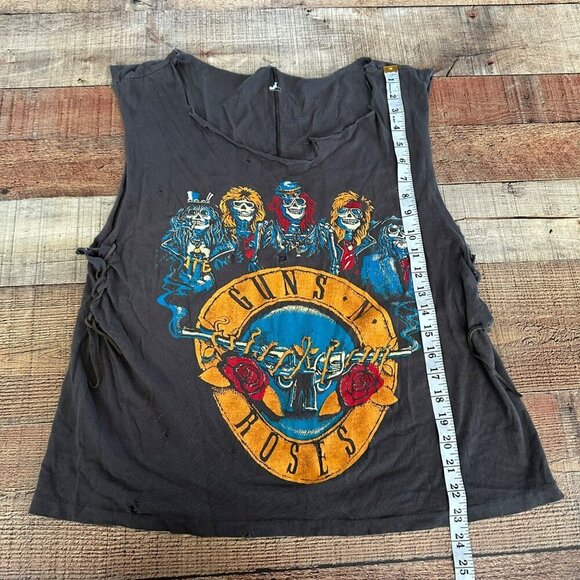Guns and Roses Women's Size M Custom Made Short Sleeve Graphic Tee in Gray - Picture 4 of 5